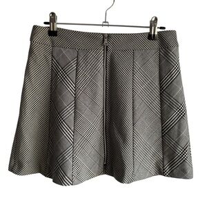 Zara Plaid Mini Skirt Sz M Grey A-Line Zip Front Old Money Preppy Minimalist EUC